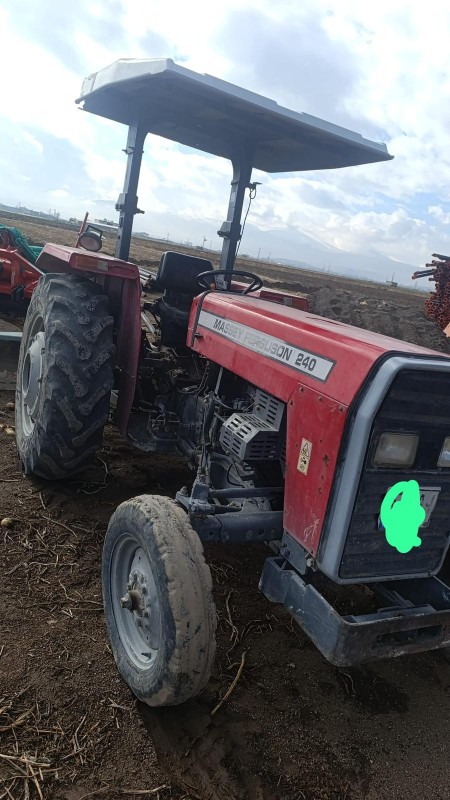 240 lık massey ferguson  Bakımlı masrafsız