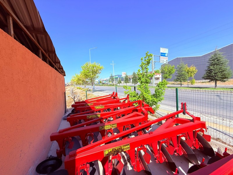 Diskli pulluk   4 lü 5 li 6 lı  Stoklarda