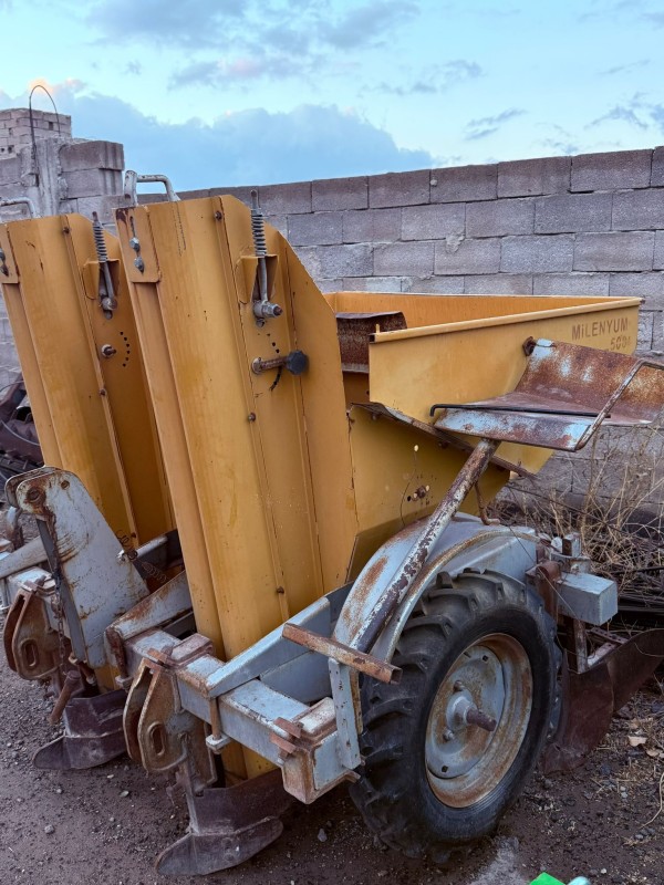 İkinci el patetes sökme makinesi temiz sfıır ayarında