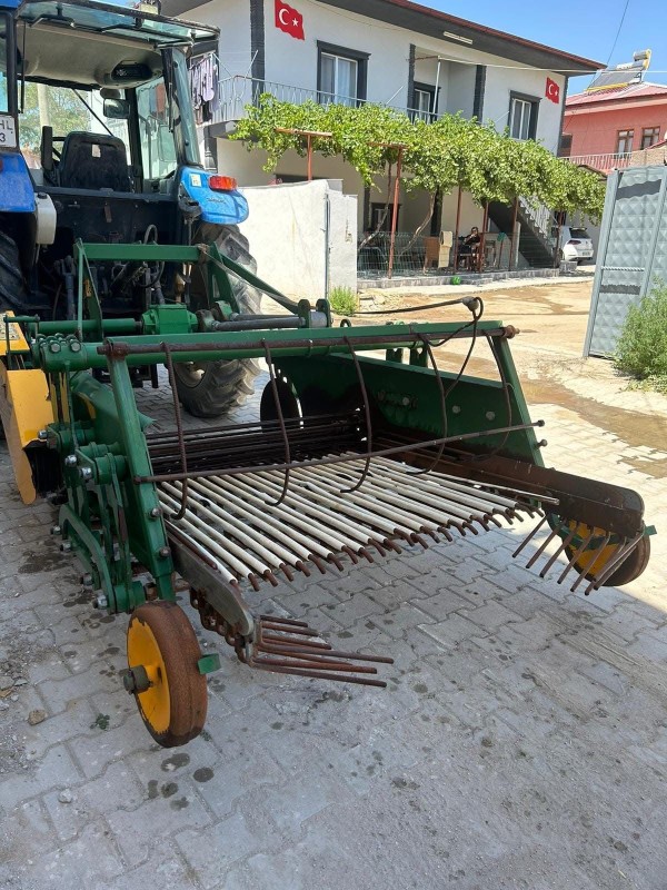 Panço oğlu marka Patates söküm makinesi