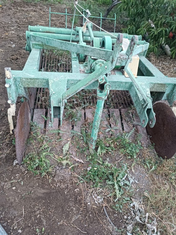 Patates söküm makinesi